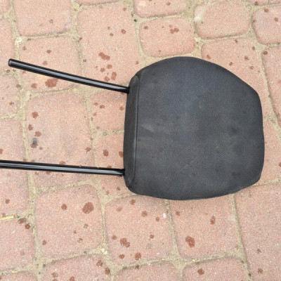 Zagłowek fotela kanapy Renault Captur II 2