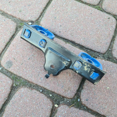 Wieszak uchwyt wydechu tłumika mocowanie Renault Captur II 2