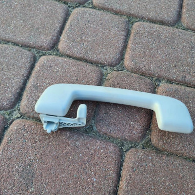 Raczka uchwyt mocowanie podsufitki Renault Captur II 2