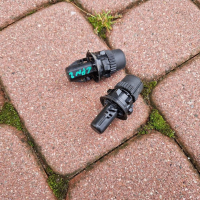 Odbojnik odbojniki ogranicznik maski klapy Renault Captur II 2