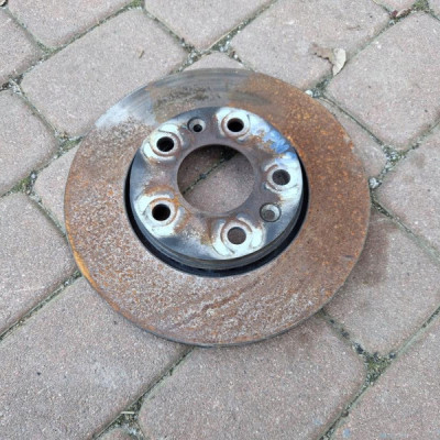 Tarcza przód przednia Renault Captur II 2