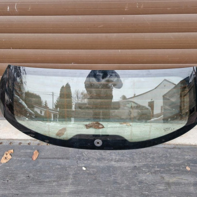 Szyba tył tylna w klape 2020r Renault Captur II 2