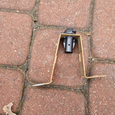 Uchwyt mocowanie wspornik błotnika lewy Renault Captur II 2