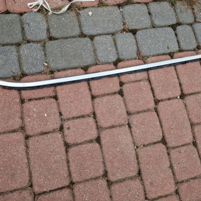 Listwa zgarniacz drzwi chrom uszczelka tył prawa Renault Captur II 2