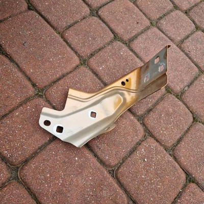 Uchwyt mocowanie wspornik błotnika Renault Captur II 2 625B41240R