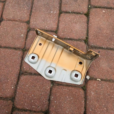 Uchwyt mocowanie wspornik błotnika lewe Renault Captur II 2 641356222R