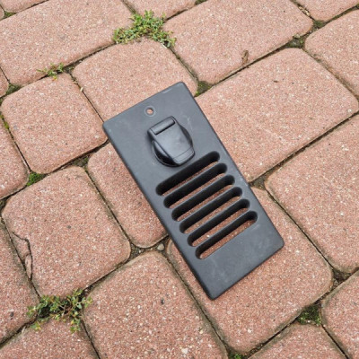 Wlot powietrza zapalniczka Opel Vivaro B TRAFIC III TALENTO 788555196R