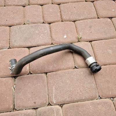 Przewód wody rura wąż LIFT 2.0D Vivaro B Trafic III Talento 924001085R