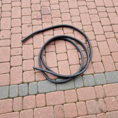 Uszczelka drzwi bocznych przesównych Vivaro B Trafic III Talento