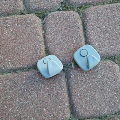 Uchwyt mocowanie podsufitki daszka wieszak Opel Meriva B