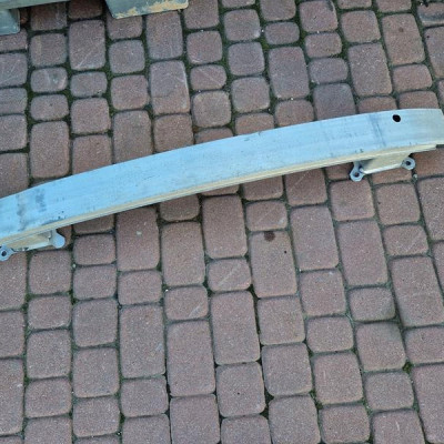 Belka zderzaka tył tylna wzmocnienie Opel Meriva B