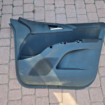 Boczek tapicerka drzwi przód przedni prawy welur Opel Meriva B