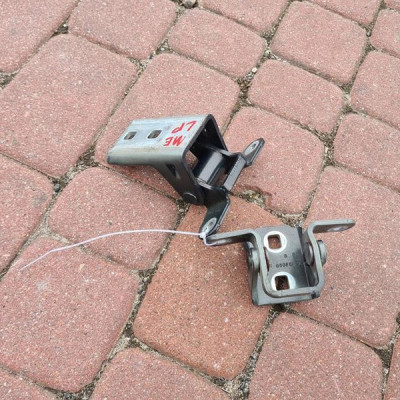 Zawias zawiasy drzwi przód przednie lewy lewe Opel Meriva B