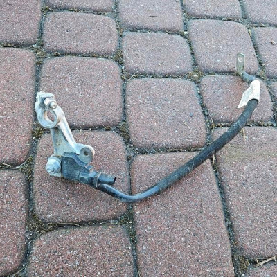 Klema minusowa czujnik klemy Opel Meriva B 13306651