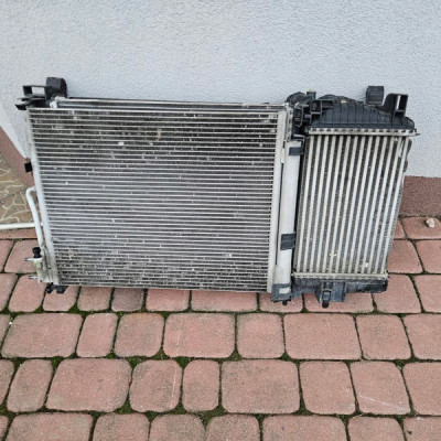 Chłodnica wody klimatyzacji wentylatory intercooler 1.6CDTI Opel Meriva B