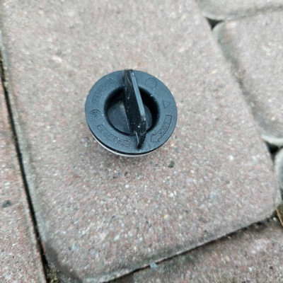 Zaślepka dekielek lampy zarętka lampa Opel Meriva B