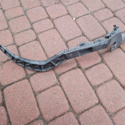 Ślizg przód przedni zderzaka lampy uchwyt błotnika Opel Meriva B 13378450