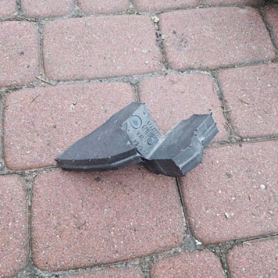 Absorber wyciszenie błotnika podszybia Opel Meriva B 13337721