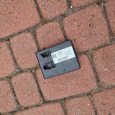 Moduł sterownik haka swiateł Opel Meriva B 13505960