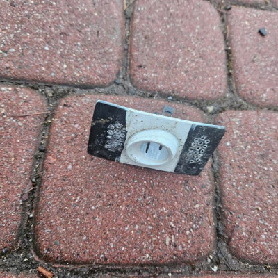 Koszyk czujnika parkowania PDC przód przedni Opel Meriva B