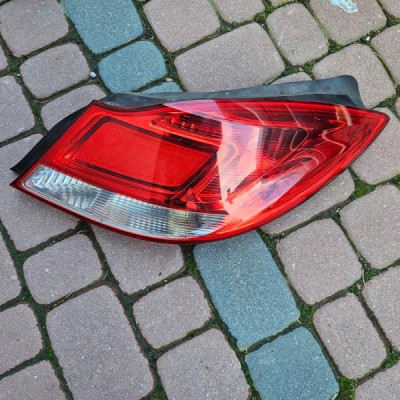 Lampa tył tylna prawa EUROPA HB Hatchback Opel Insignia 13279622