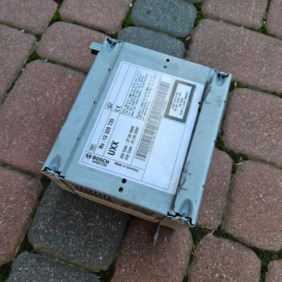 Radio fabryczne Opel Insignia 13328735 UXX