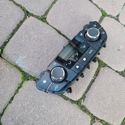Panel sterownik nawiewu Opel Insignia 13273102