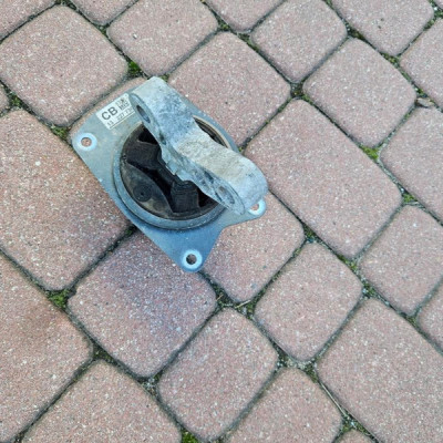 Poduszka łapa silnika CB skrzyni Opel Insignia 13227730