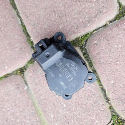 Silniczek nagrzewnicy dmuchawy EUROPA Opel Insignia 52432102R0