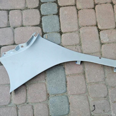 Plastik obudowa bagaznika słupka osłona klapy Opel Insignia 13221269