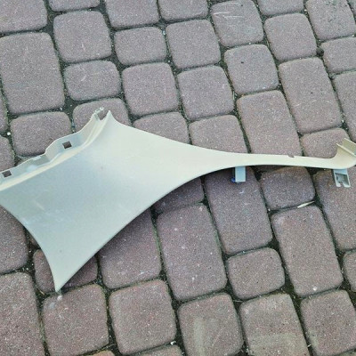Plastik obudowa bagaznika słupka osłona klapy krem Opel Insignia 13221269