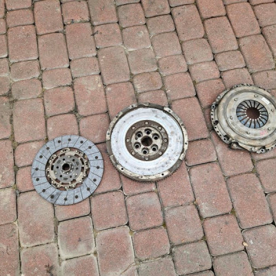 Sprzęgło dwumas 2.0CDTI Opel Insignia 55557846 55567384 55571779