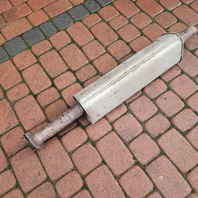 Wydech rura tłumik Opel Insignia B 84238287