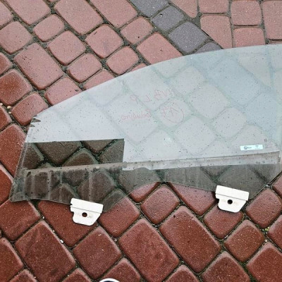 Szyba przód podwójna Opel Insignia B 2017r