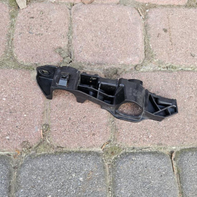 Ślizg błotnika lewy mocowanie zderzaka Opel Insignia B 39145051