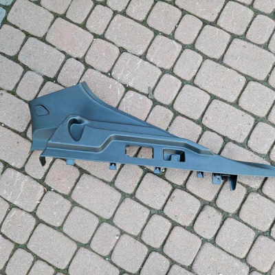 Obudowa słupka bagaznika HB podsufitki Opel Insignia B 39120880