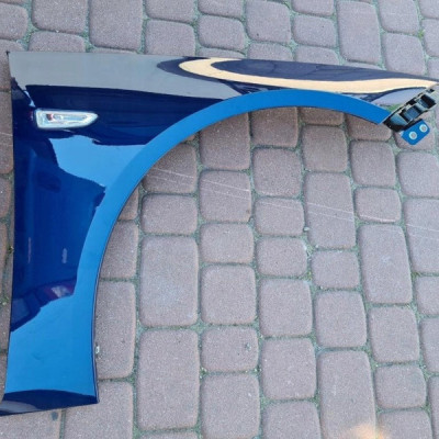 Błotnik przód przedni IGŁA z23f Opel Insignia B