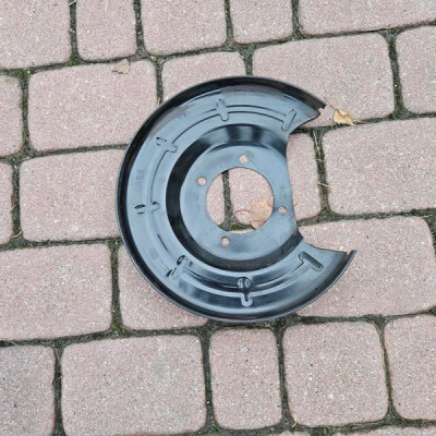 Obudowa osłona tarczy tył tylnej prawa Opel Astra J IV 13408178