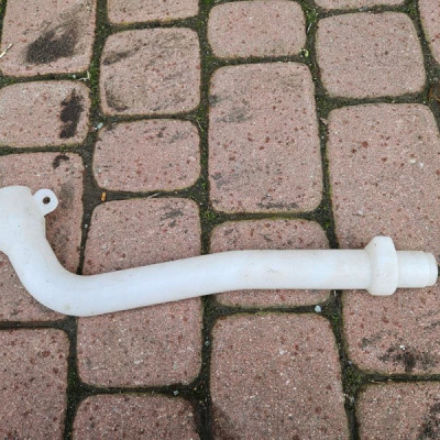 Rurka wlewu płynu spryskiwaczy Renault Captur II 2 289159903R