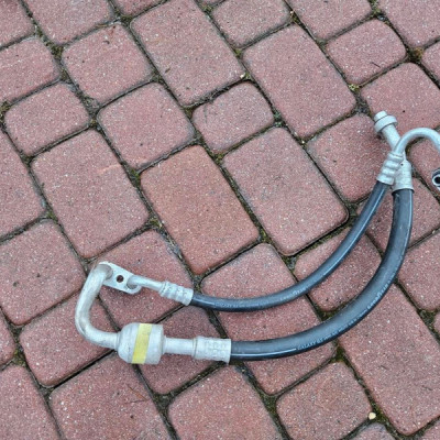 Przewód klimatyzacji 1.4 Opel Astra J IV 13368112