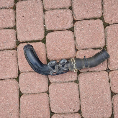 Przewód kolanko wody wąż rura Movano Master 2.3DCI BITURBO