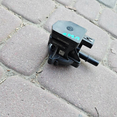 Pompka obiegowa wody zawór 1.2T Opel Astra K 12698940 USZKODZONA