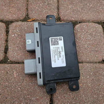 Moduł sterownik pompy adblue paliwa Opel Astra K 39179644