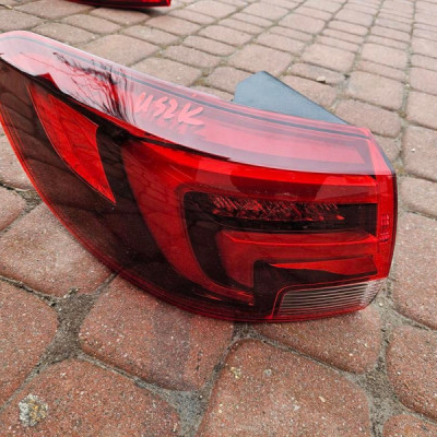 Lampa tył kombi lewa LED LEDOWA Opel Astra K 39077376 USZKODZONA