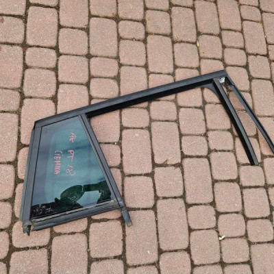 Szyba tył tylna prawa kombi 2018r ciemna Opel Astra 5 K V