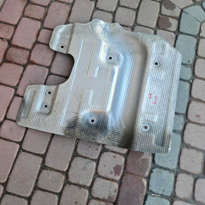 Osłona termiczna zbiornika paliwa Opel Astra K 39146671