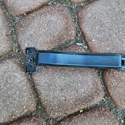 Wspornik uchwyt pasa przedniego mocowanie Opel Astra K 39171003