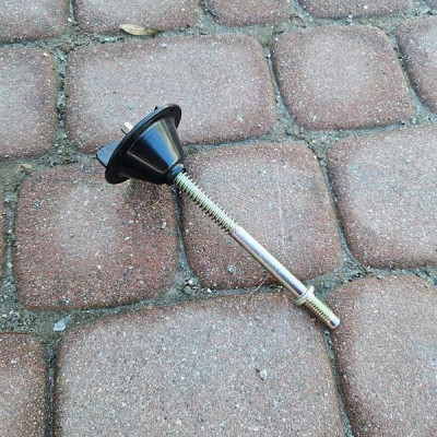 Wkrętka mocowanie sruba koła zapasowego dojazdowego Opel Astra K 90126755