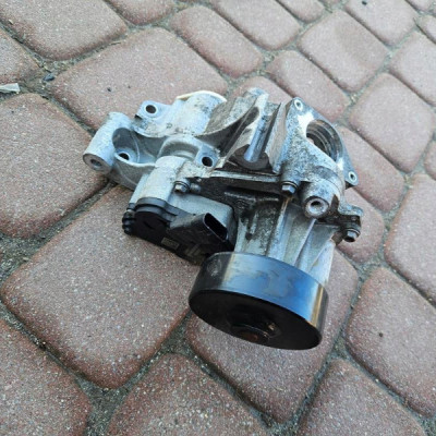 Pompa obiegowa wody 1.5D LIFT Opel Astra K 55515120 55516962