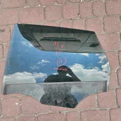 Szyba tył tylna lewa kombi ciemna Opel Astra 4 IV J 2011